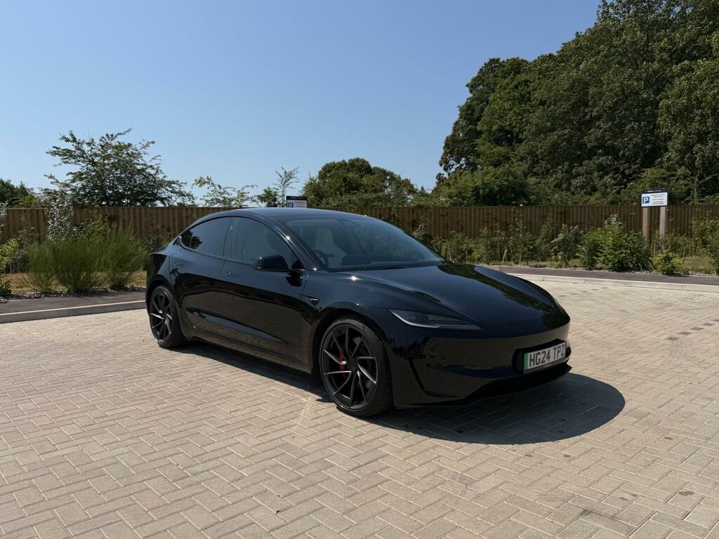 Tesla Model 3 Performance Highland Edition Adaptive Su Black