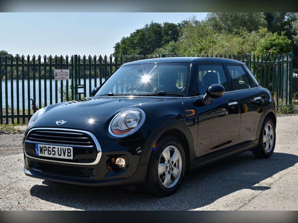 Mini Hatch 1.5 Cooper D Hatchback Euro 6 S Black #5