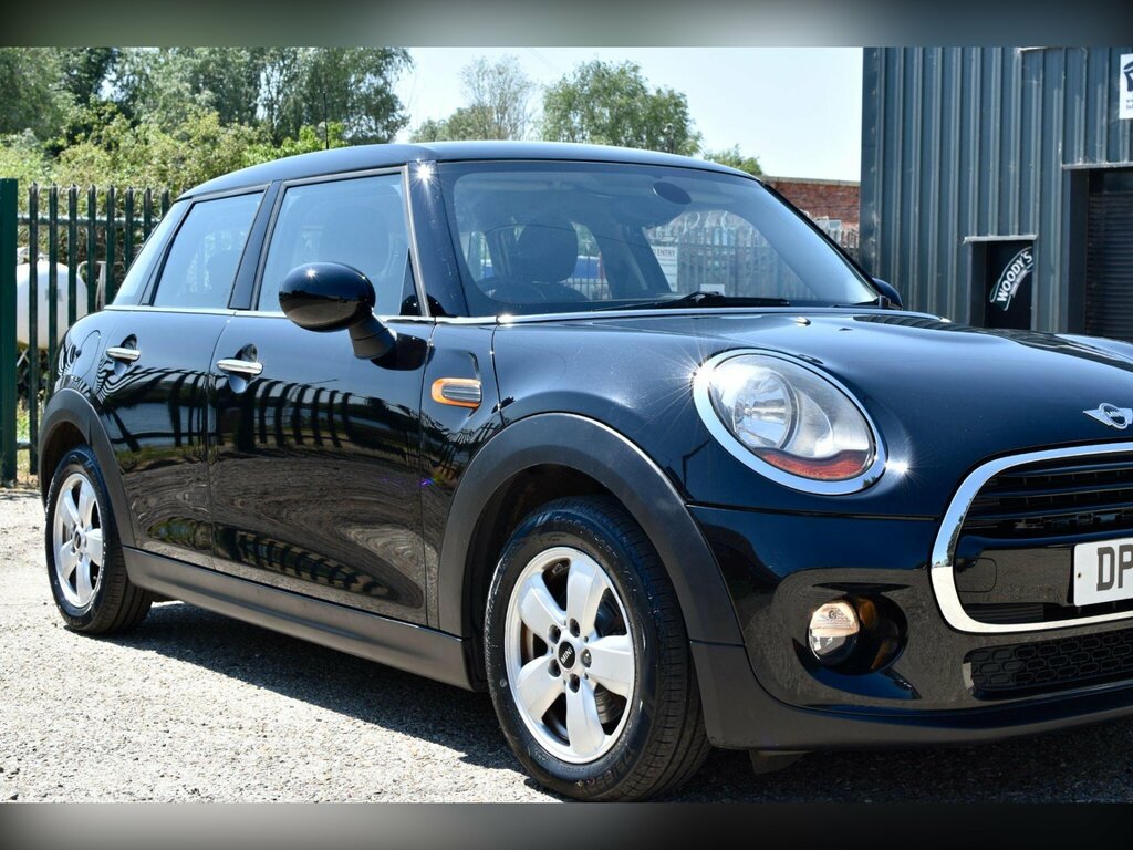 Mini Hatch 1.5 Cooper D Hatchback Euro 6 S DP17CJX Black #6