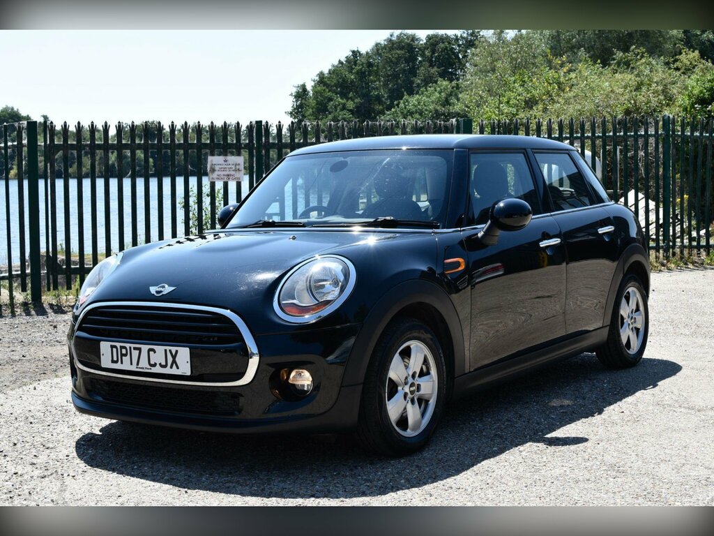 Mini Hatch 1.5 Cooper D Hatchback Euro 6 S DP17CJX Black #5