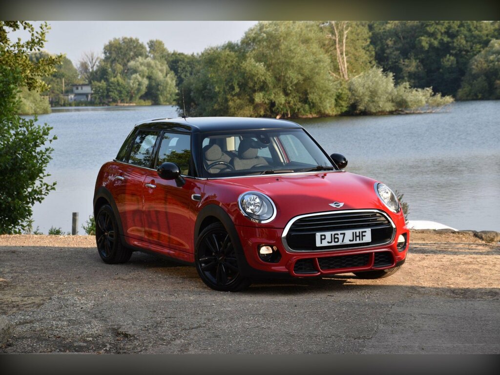 Mini Hatch 1.5 Cooper Hatchback Euro 6 Ss Red