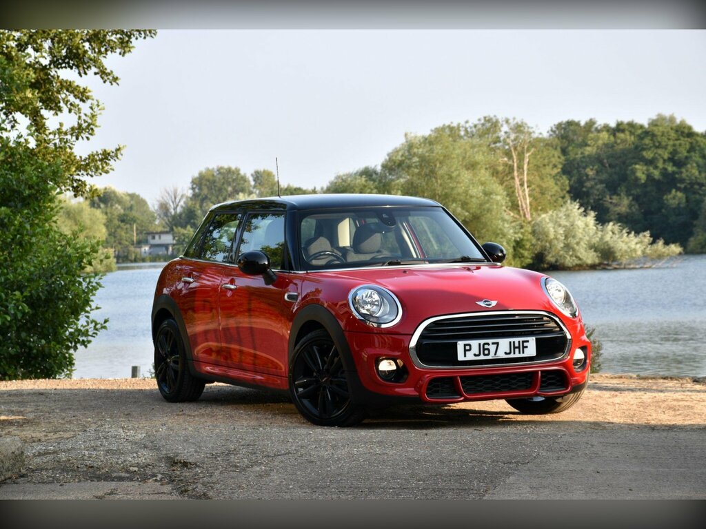Mini Hatch 1.5 Cooper D Chili Pack 20 Tax 80 Mpg Black #13
