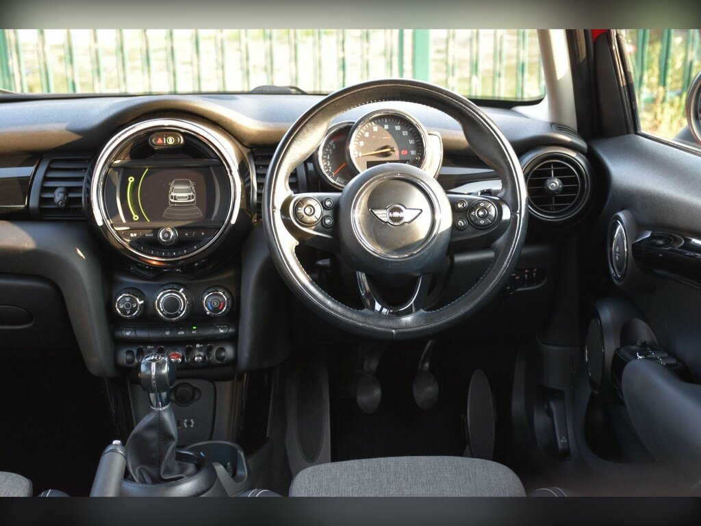 Mini Hatch 1.5 Cooper D Chili Pack 20 Tax 80 Mpg Black #36
