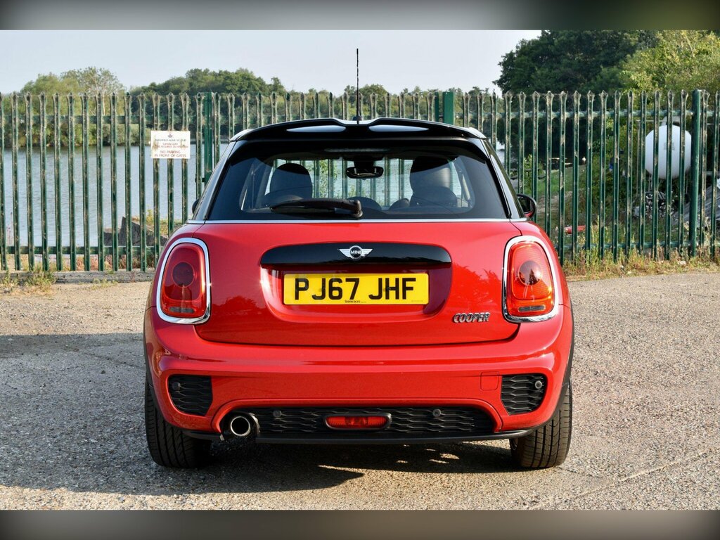 Mini Hatch 1.5 Cooper D Chili Pack 20 Tax 80 Mpg Black #22