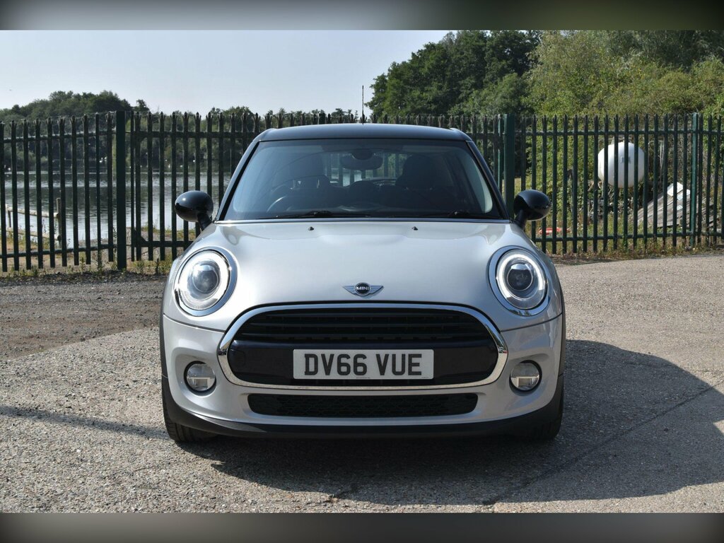 Mini Hatch 1.5 Cooper D Hatchback Euro 6 S Silver #2