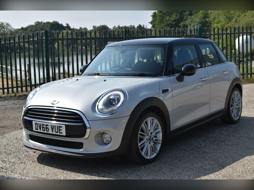 Mini Hatch 1.5 Cooper D Hatchback Euro 6 S Silver #3
