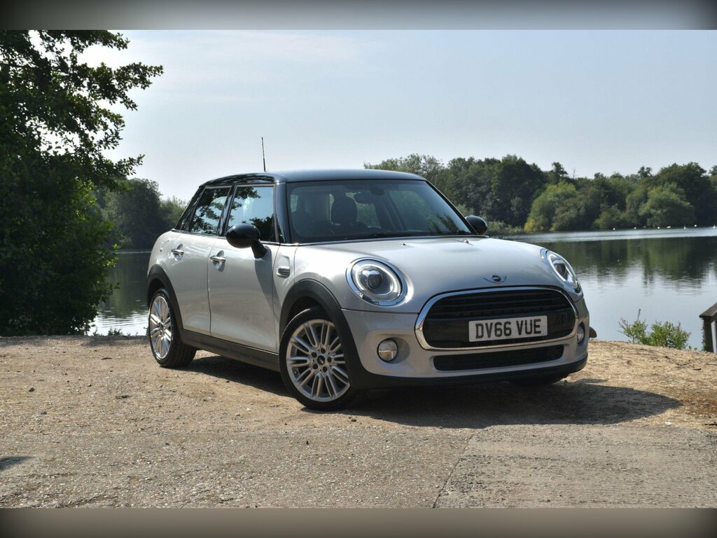 Mini Hatch 1.5 Cooper D Hatchback Euro 6 S Silver