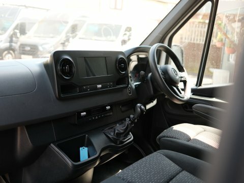 Mercedes-Benz Sprinter 315 Cdi Premium White