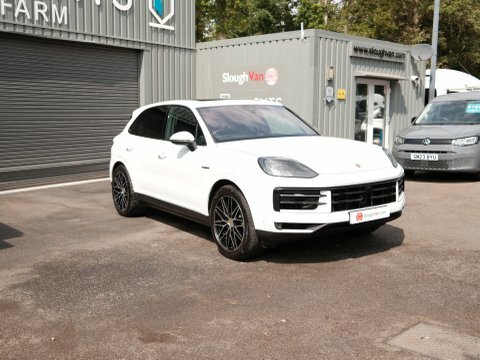 Porsche Cayenne V6 E-hybrid 25.9 White