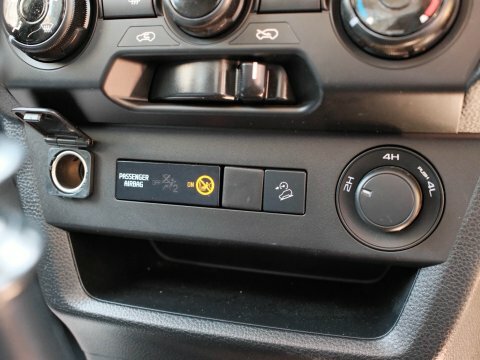 Isuzu D-Max 1.9 Td Dl40 4Wd Euro 6 Ss Silver #13