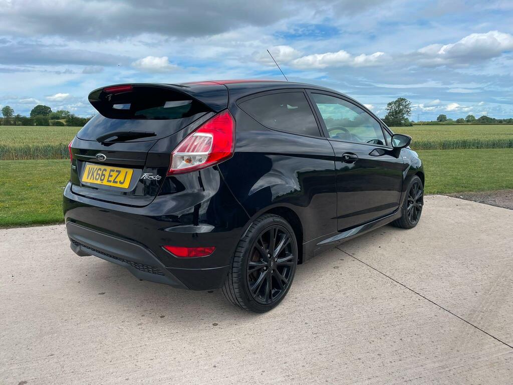Ford Fiesta St-line Black #2
