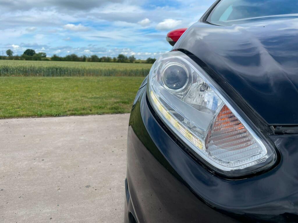 Ford Fiesta St-line Black #4