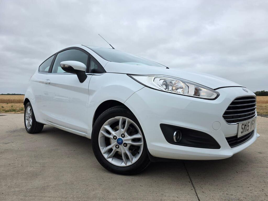 Ford Fiesta Zetec SK15YPY White #6