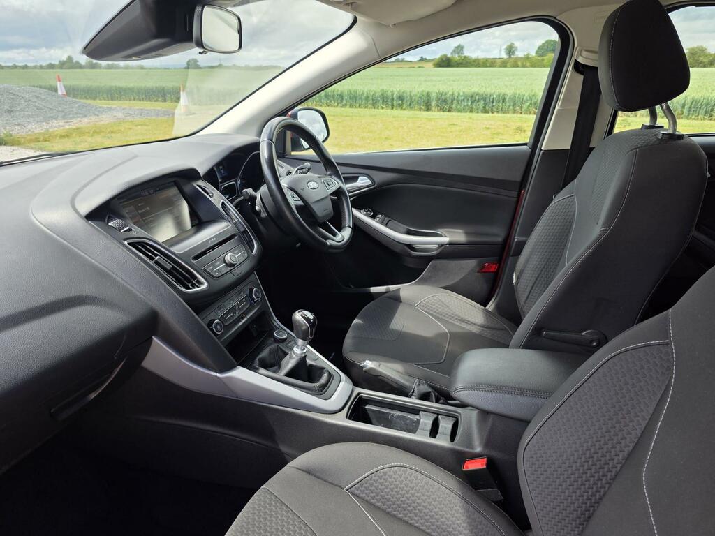 Ford Focus Zetec EO16GUX Red #3