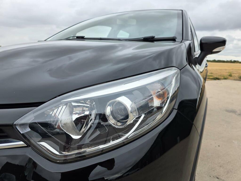 Renault Captur 0.9 Dynamique S Medianav Energy Tce Ss 90 Bhp Black #16