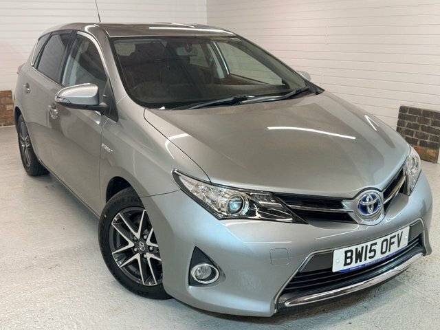 Toyota Auris 1.8 Vvt-h Icon Plus Hatchback Hybrid Cv Grey