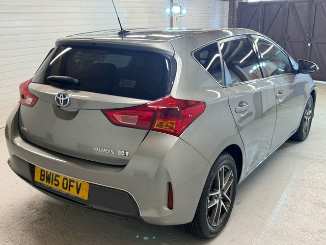 Toyota Auris 1.8 Vvt-h Icon Plus Hatchback Hybrid Cv Grey #6