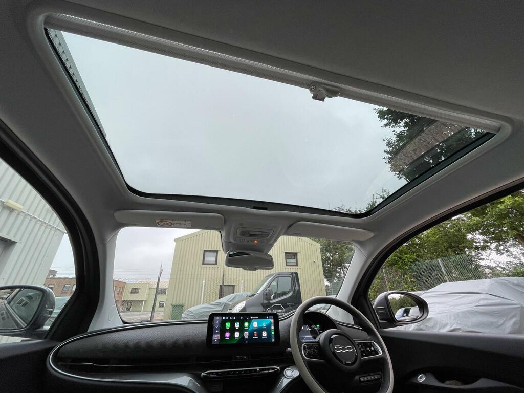 Fiat 500E Electric VE22RDX #4