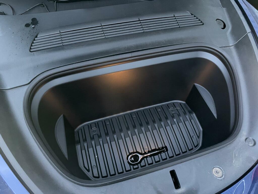 Tesla Model Y Electric #4
