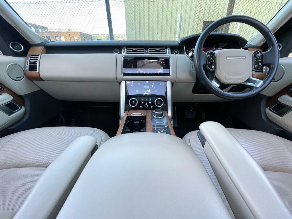 Land Rover Range Rover Diesel White #3