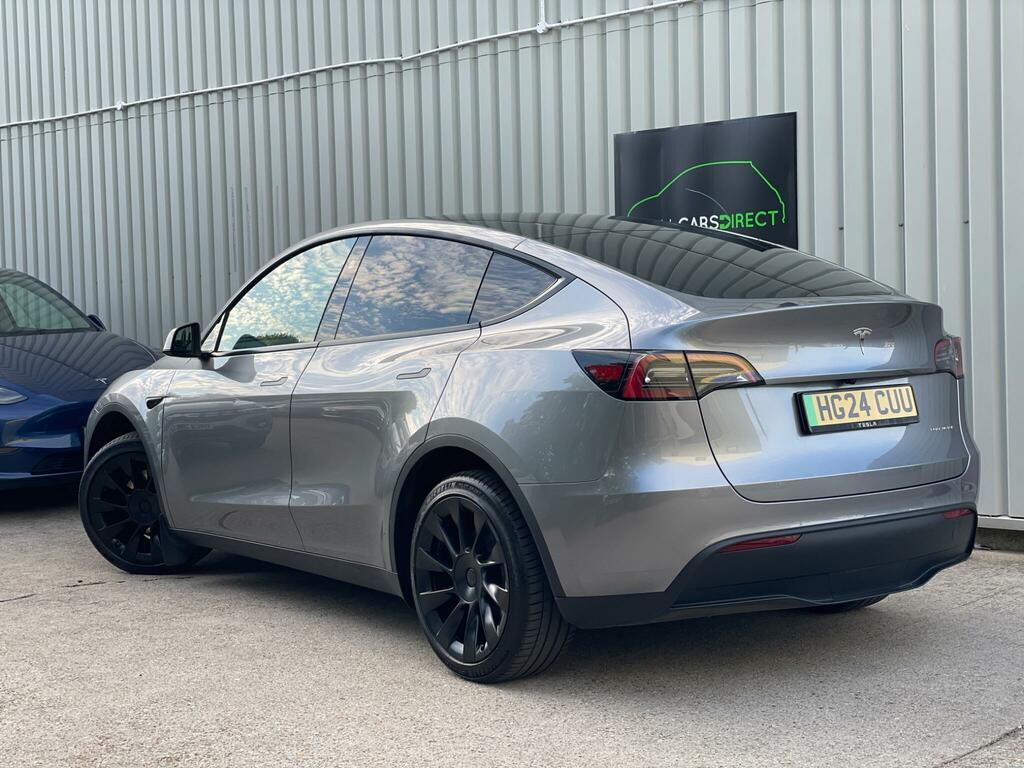 Tesla Model Y Suv Rwd 346 Ps White #1