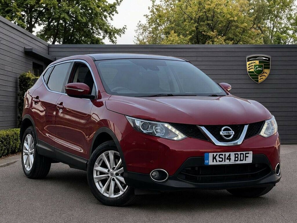 Nissan Qashqai Suv 1.2 Dig-t Acenta Premium 2Wd Euro 5 Ss Red