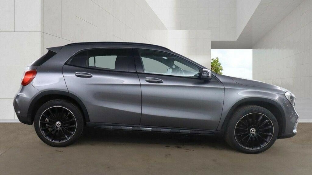 Mercedes-Benz GLA Class 1.6 Gla200 Amg Line 7G-dct Euro 6 Ss Grey #5