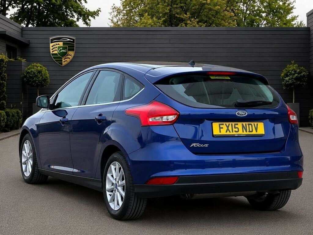 Ford Focus Hatchback 1.6 Titanium Powershift Euro 6 2015 Blue #6