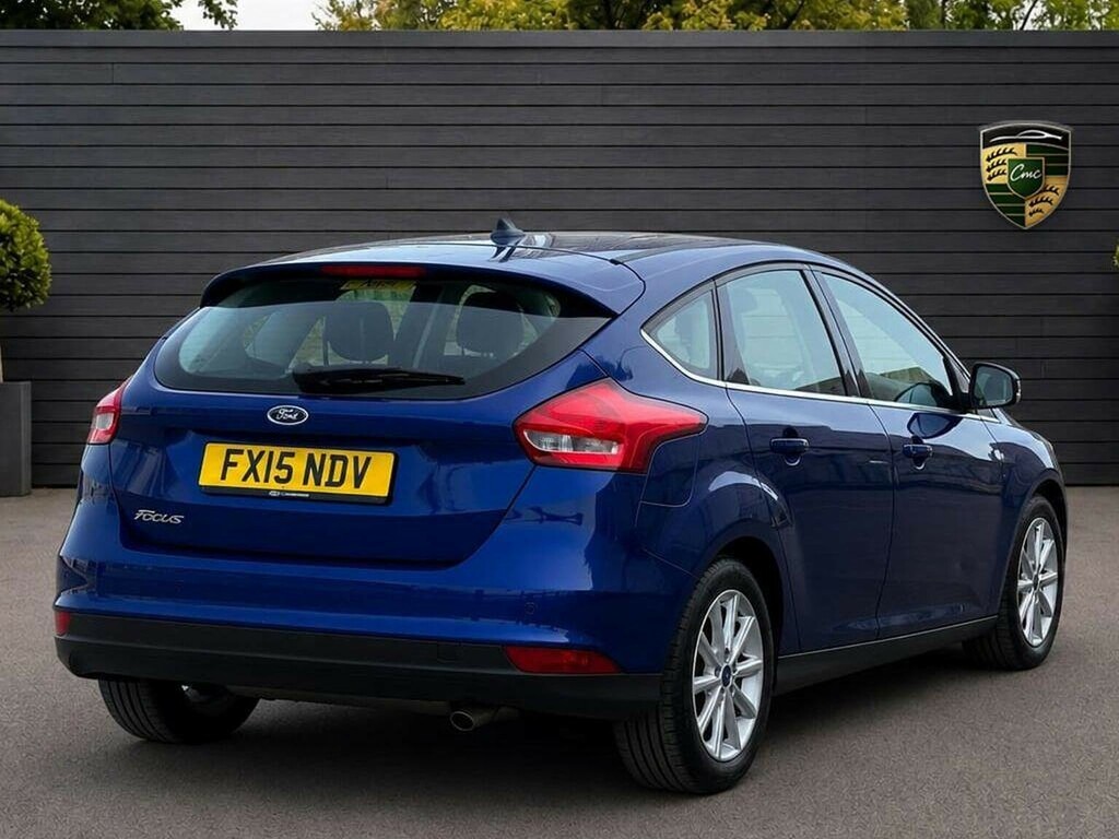 Ford Focus Hatchback 1.6 Titanium Powershift Euro 6 2015 Blue #4
