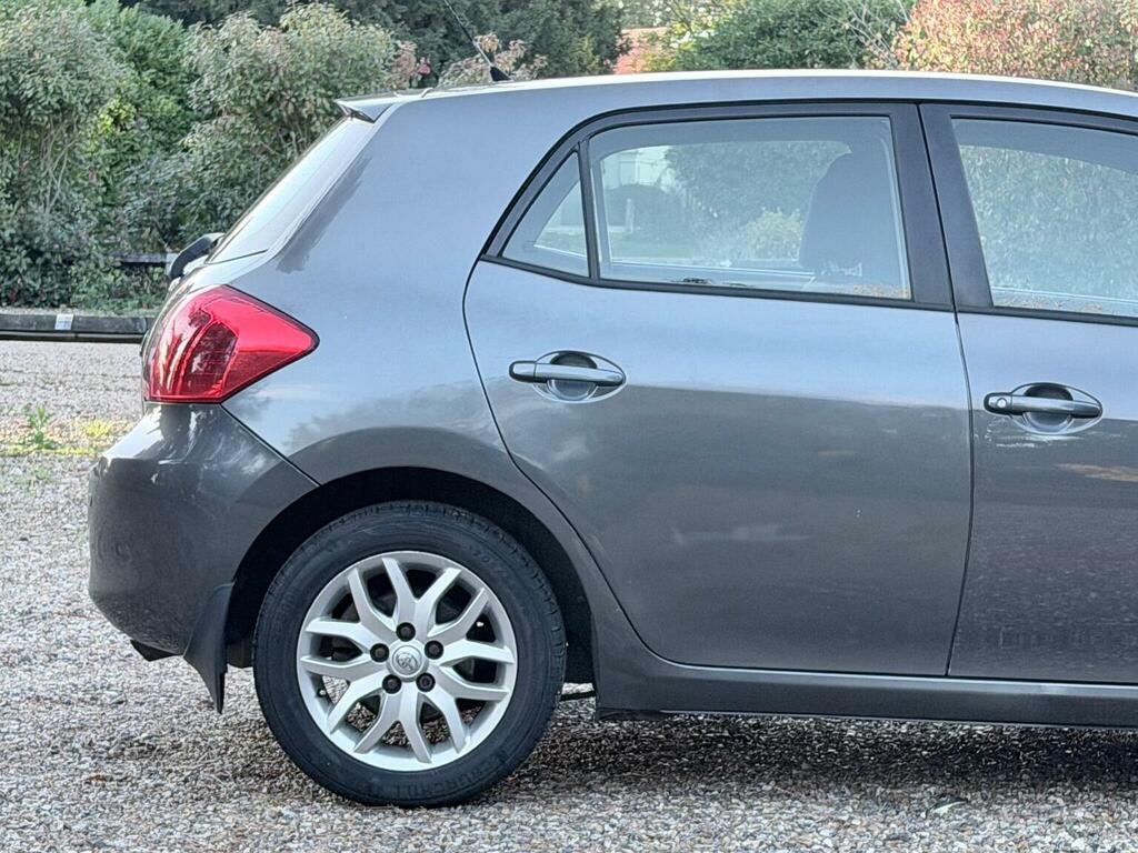 Toyota Auris 2.0 D-4d Tr Silver #9