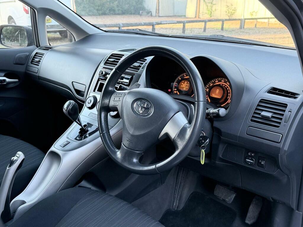 Toyota Auris 2.0 D-4d Tr Silver #22