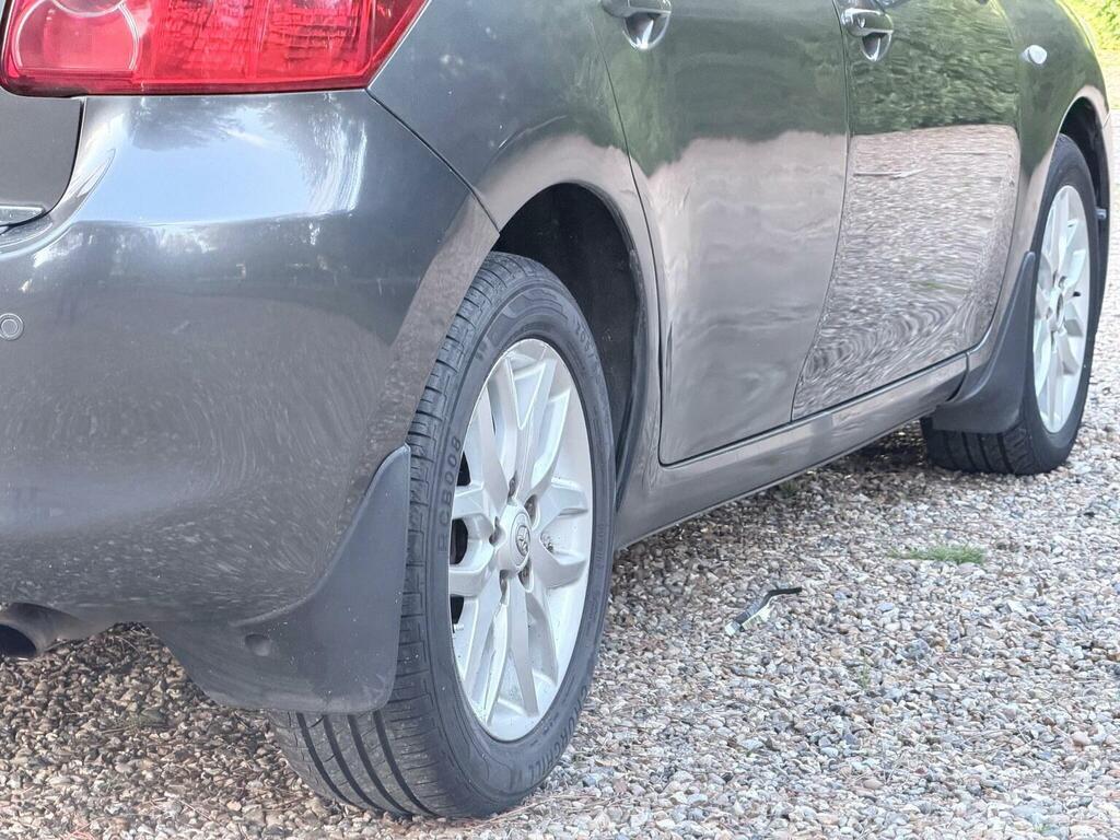 Toyota Auris 2.0 D-4d Tr Silver #14
