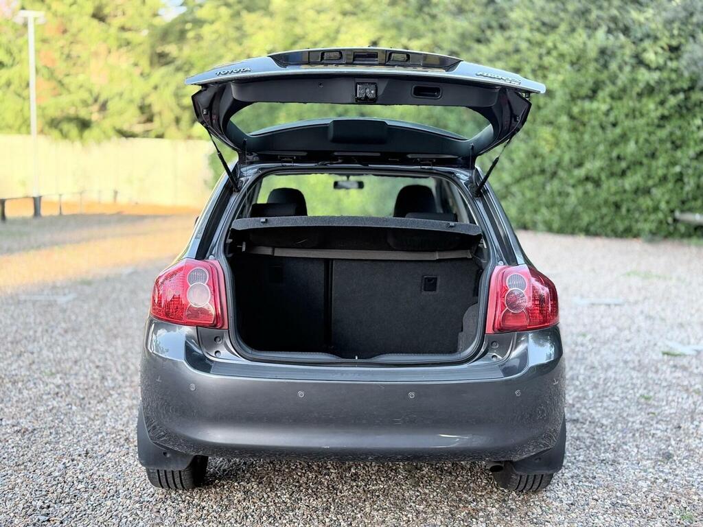 Toyota Auris 2.0 D-4d Tr Silver #18