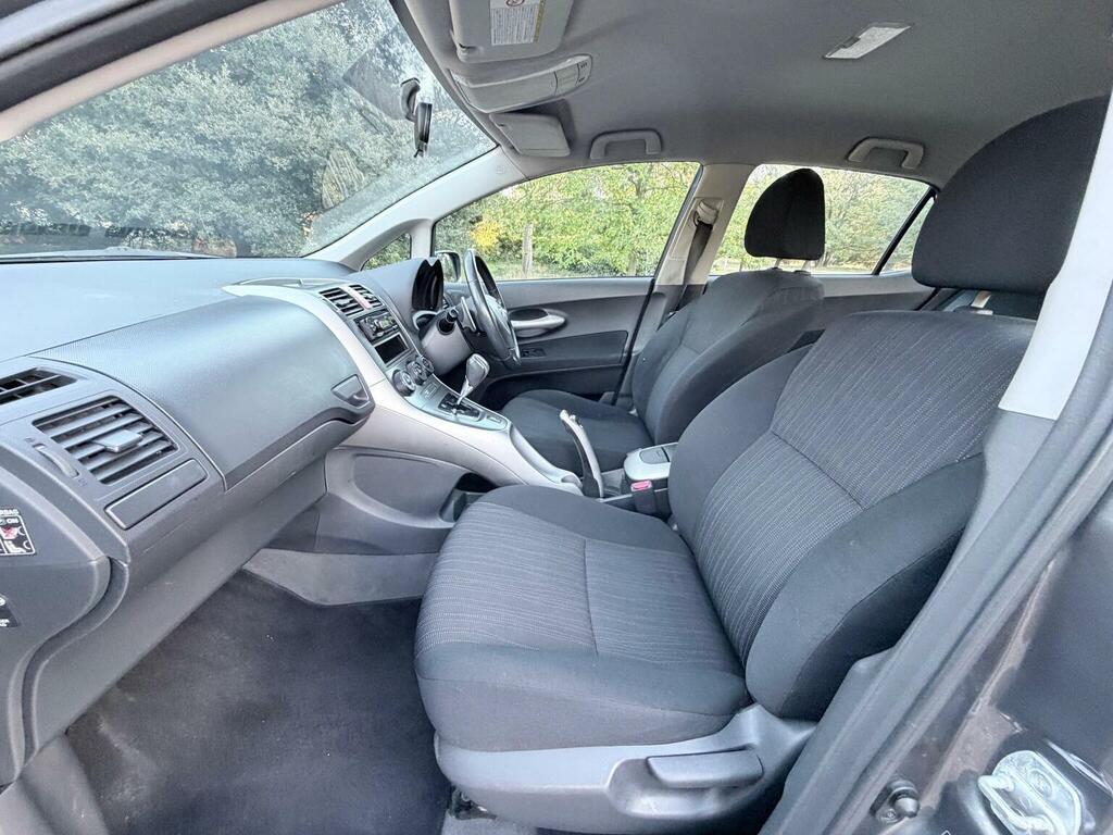 Toyota Auris 2.0 D-4d Tr Silver #24