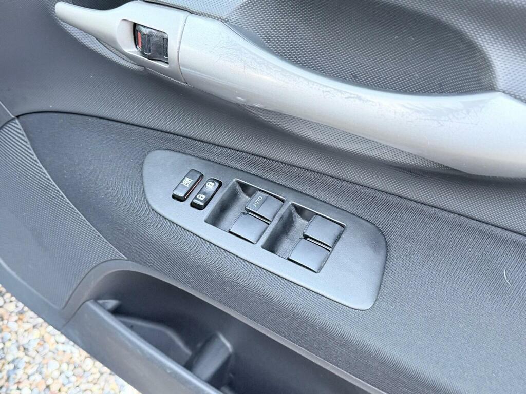 Toyota Auris 2.0 D-4d Tr Silver #33