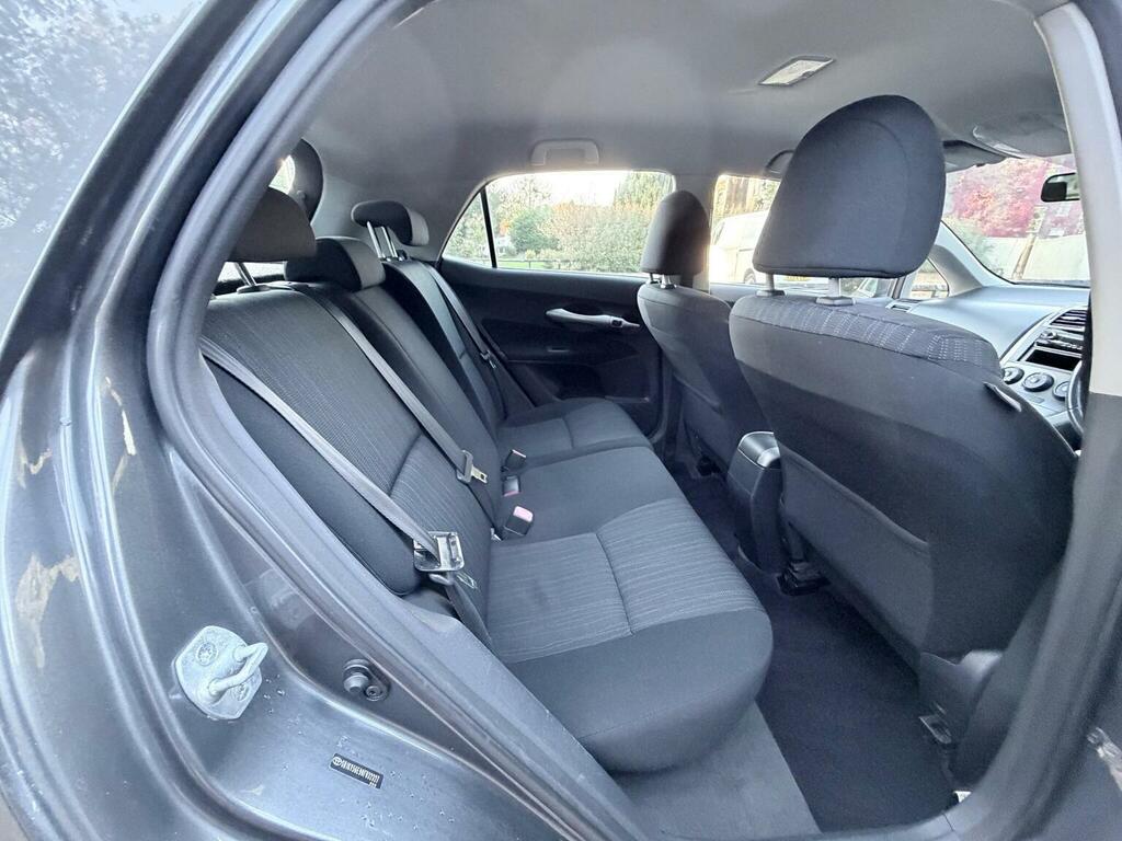 Toyota Auris 2.0 D-4d Tr Silver #28