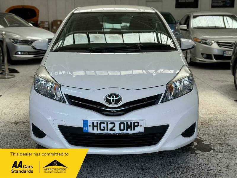 Toyota Yaris Vvt-i Tr White