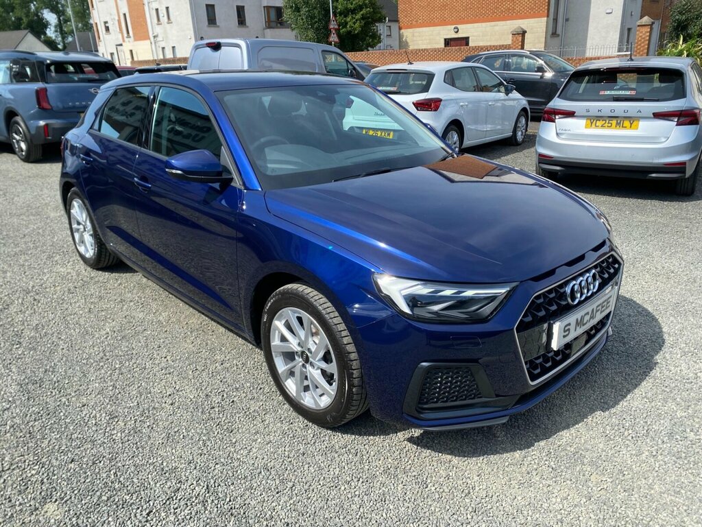 Audi A1 1.0 Tfsi 25 Sport Sportback Euro 6 Ss URZ7611 #3