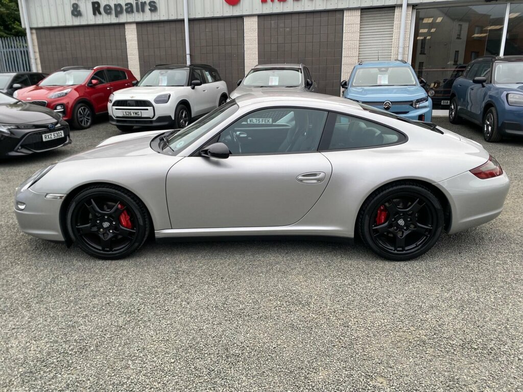 Porsche 911 997 C4s Black #8