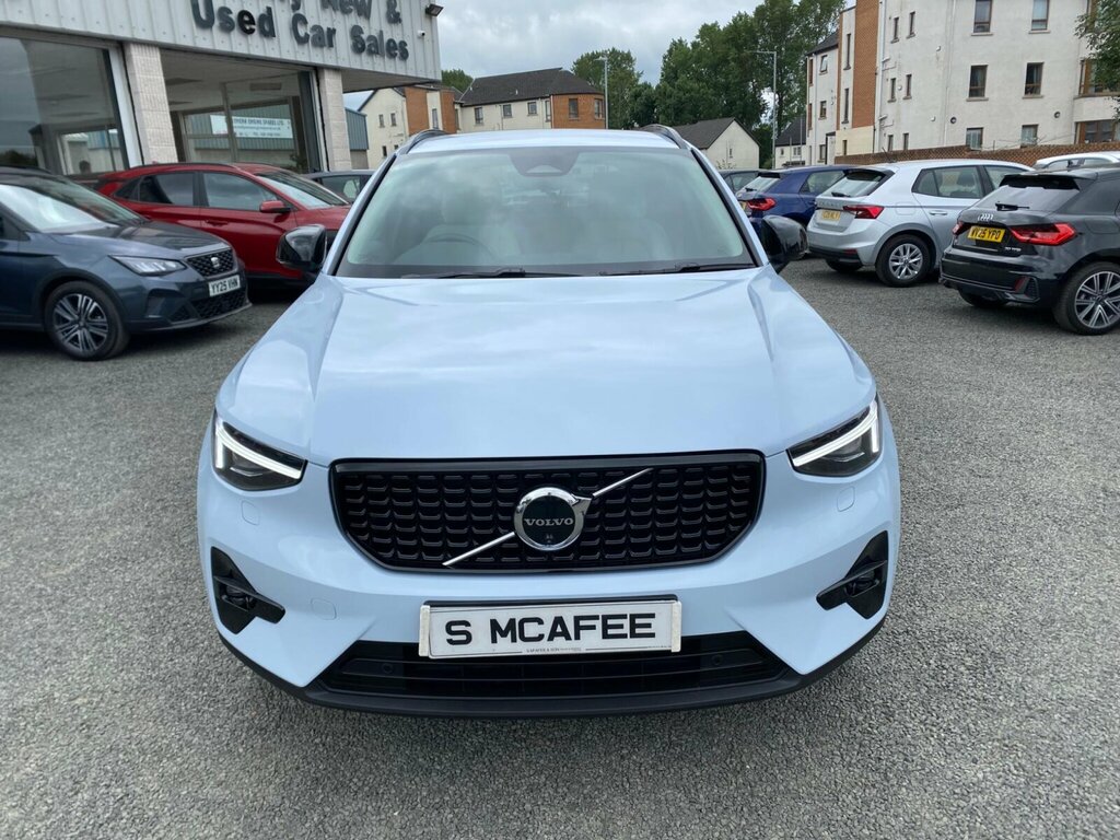 Volvo XC40 2.0 B4 Mhev Plus Dark Dct Euro 6 Ss #2