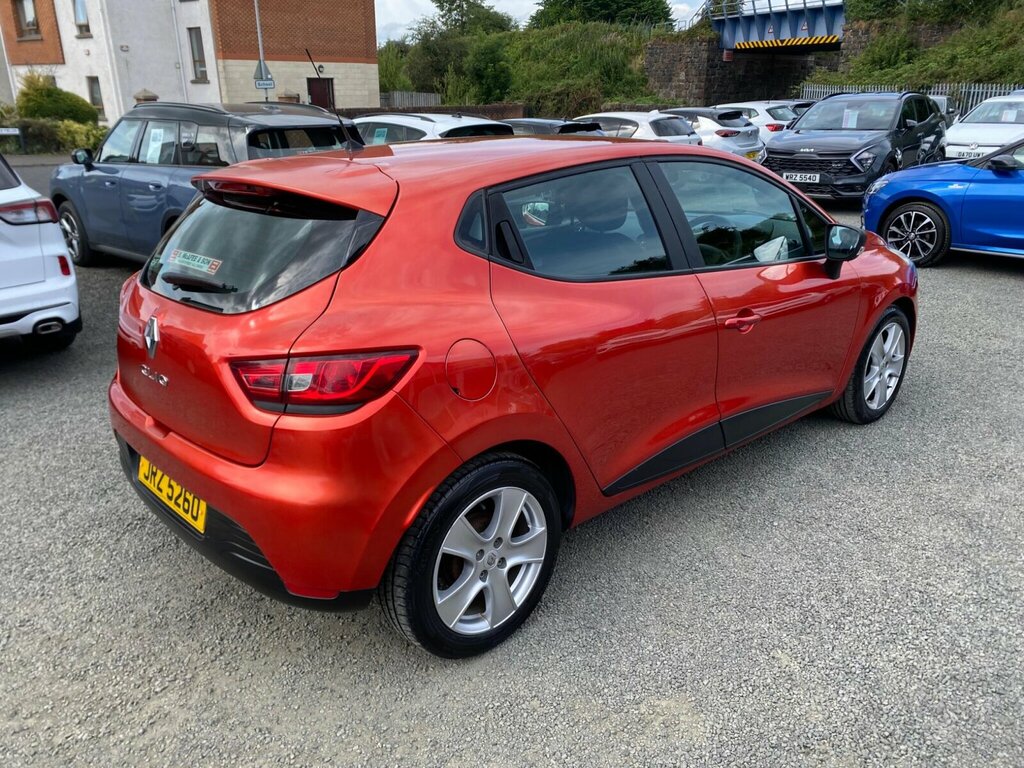 Renault Clio 1.2 16V Expression Euro 5 #5