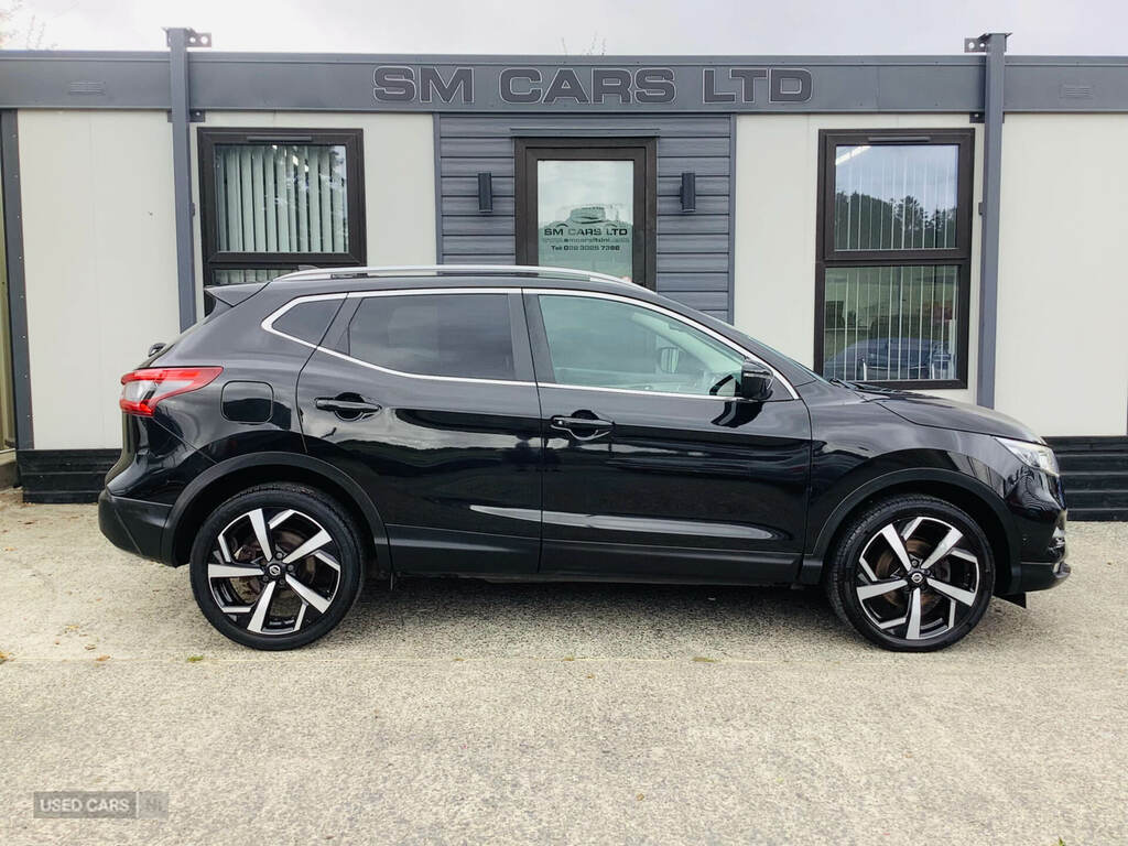 Nissan Qashqai 1.5 Dci Tekna BA18WRG Black #2