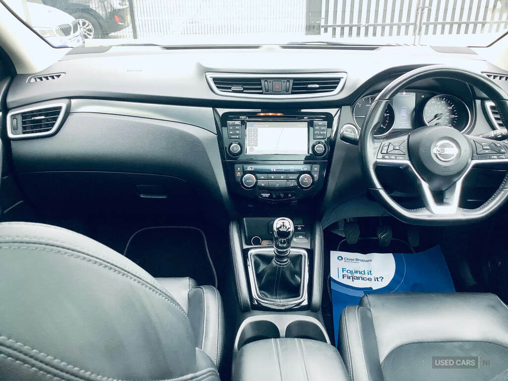 Nissan Qashqai 1.5 Dci Tekna BA18WRG Black #4
