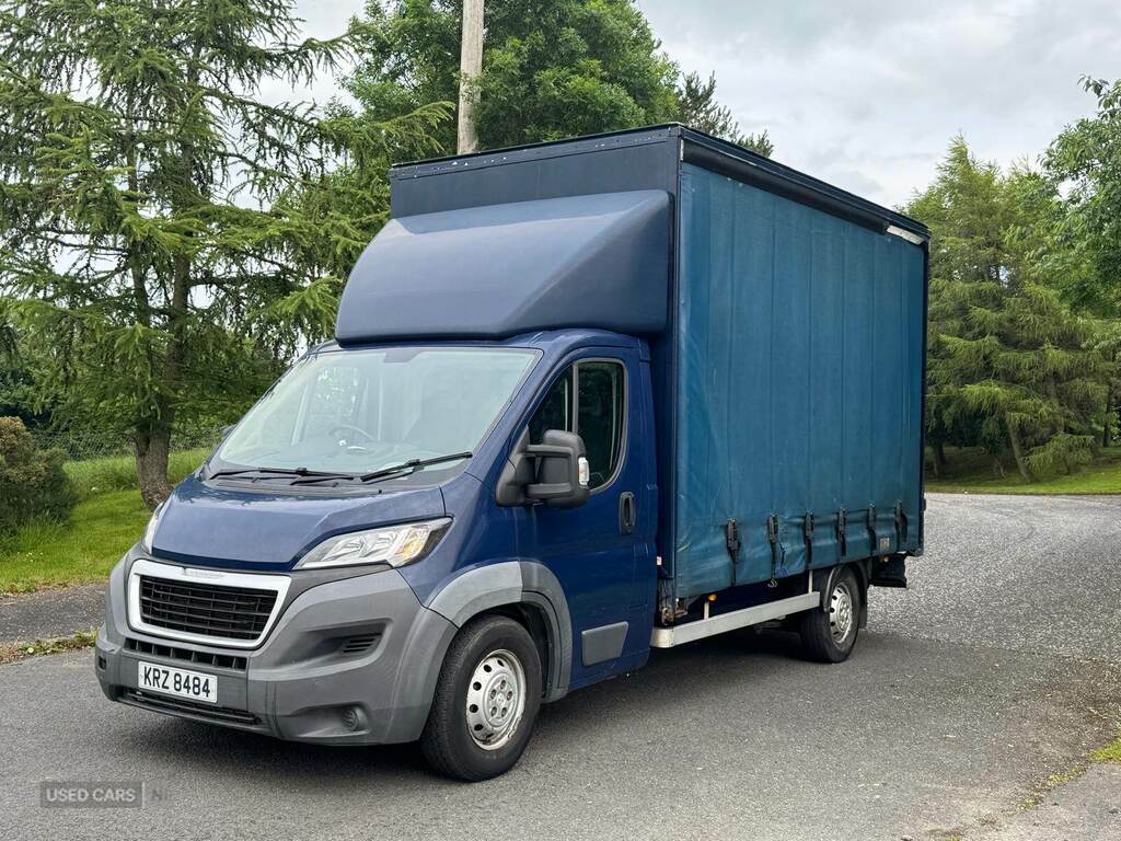 Peugeot Boxer 3.0 Hdi Chassis Cab 180Ps White #3