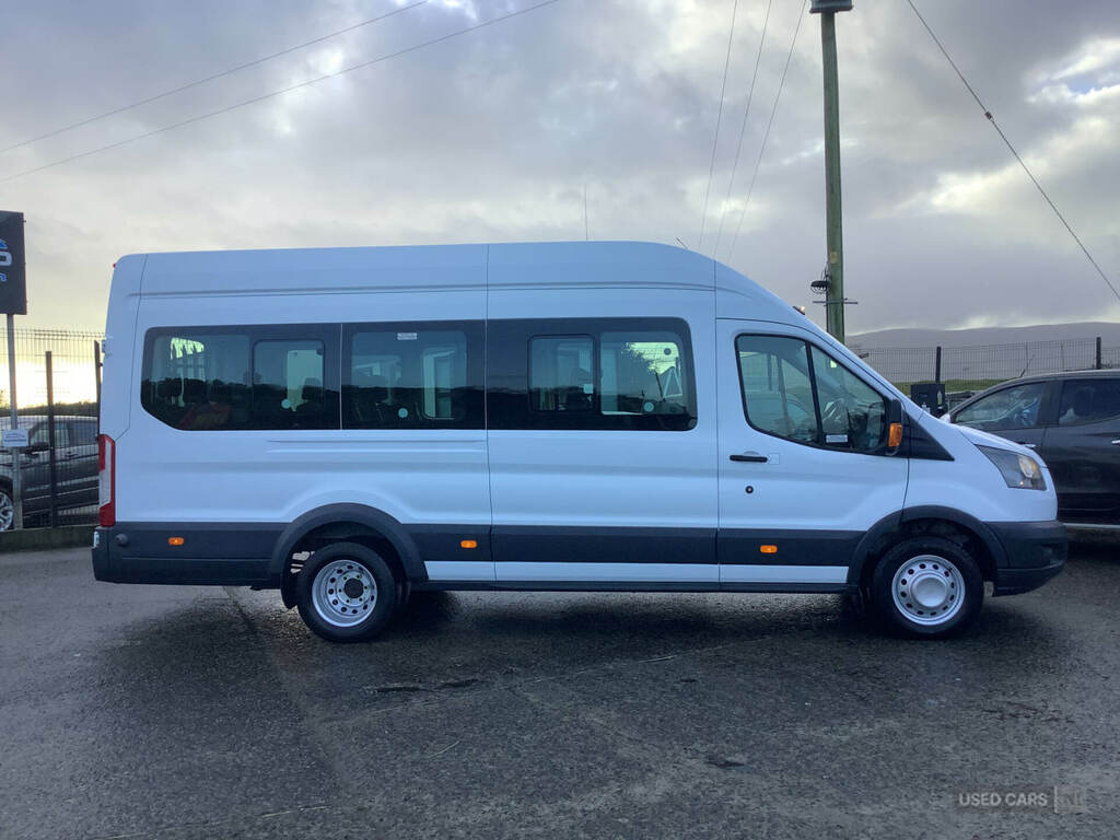 Ford Transit Custom Mpv RY17MBV White #2