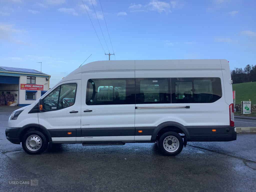 Ford Transit Custom Mpv RY17MBV White #4