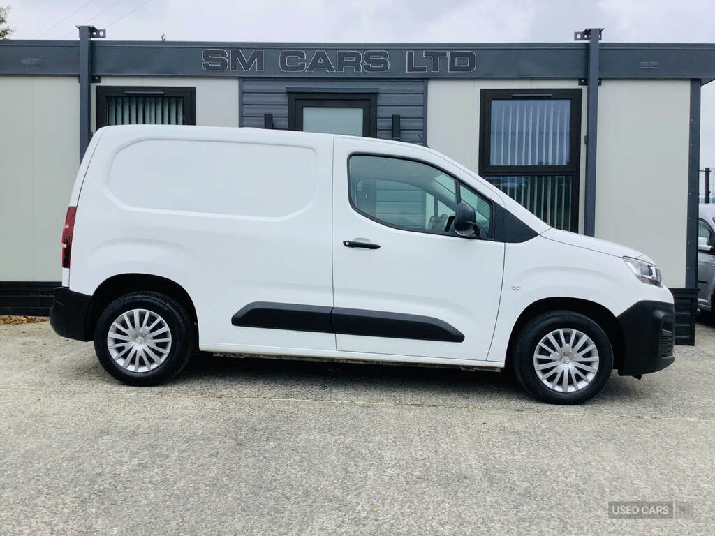 Citroen Berlingo 1.6 Bluehdi 650Kg Enterprise 75Ps White #2