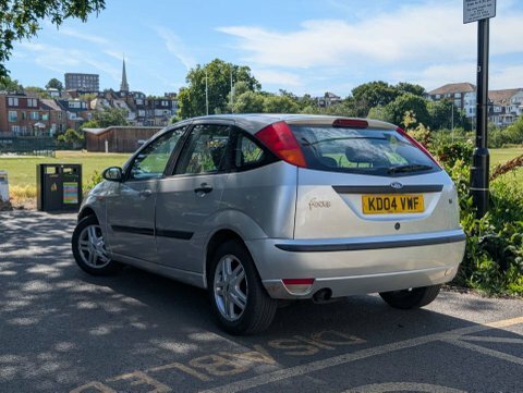 Ford Focus 1.6 Focus Zetec KD04VWF Silver #5