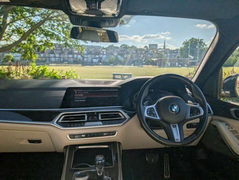 BMW X7 Xdrive M50d Step Black #21