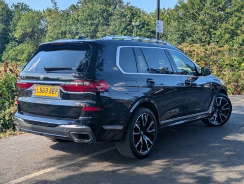 BMW X7 Xdrive M50d Step Black #9